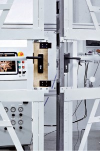 tehnologie protectie siguranta pentru Usi Tehnice - Usi Antifoc - Usi Metalice - Usi de Inox - Usi Rotative - Porti Automate